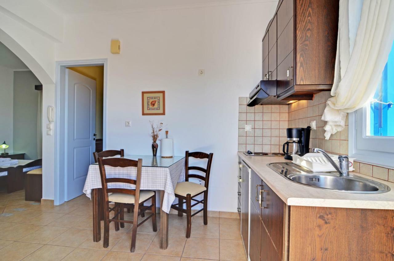 Nikos Sea View Apartments アダマス エクステリア 写真