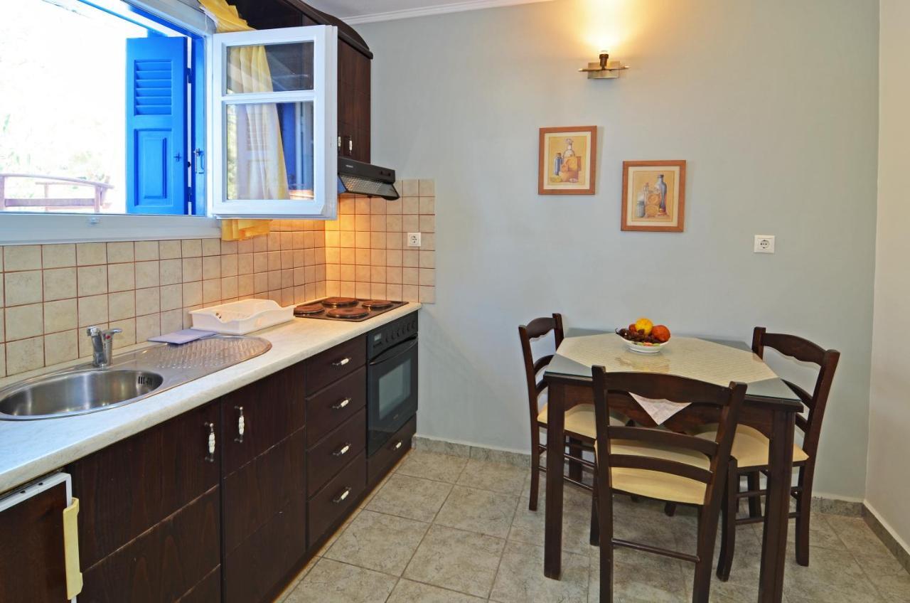 Nikos Sea View Apartments アダマス エクステリア 写真